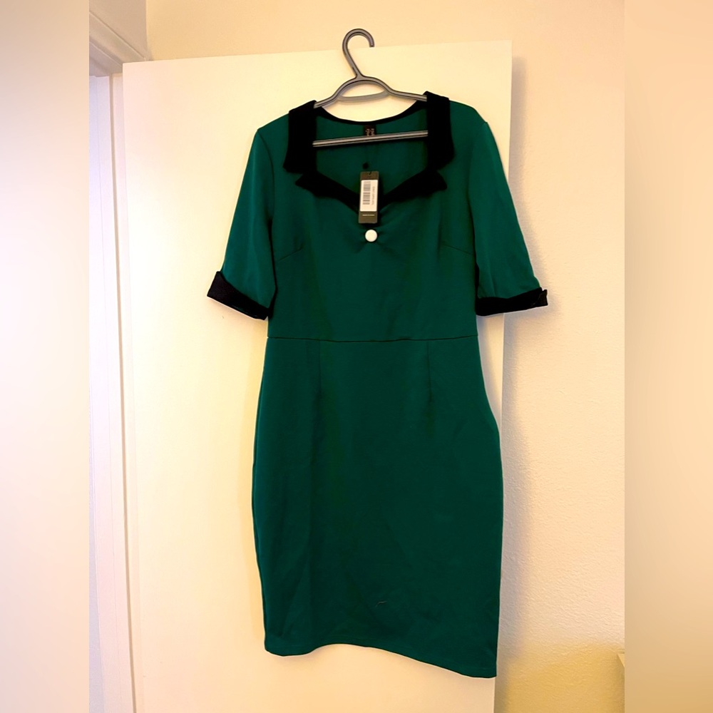1950 dress to the knee green and black color